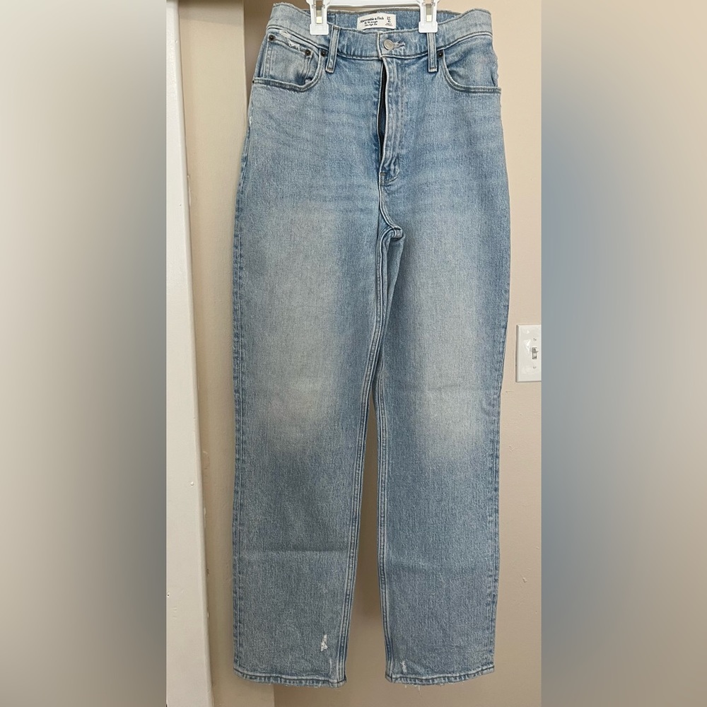 ABERCROMBIE & FITCH Curve Love 90s Ultra High Rise Straight Jeans SIZE 27